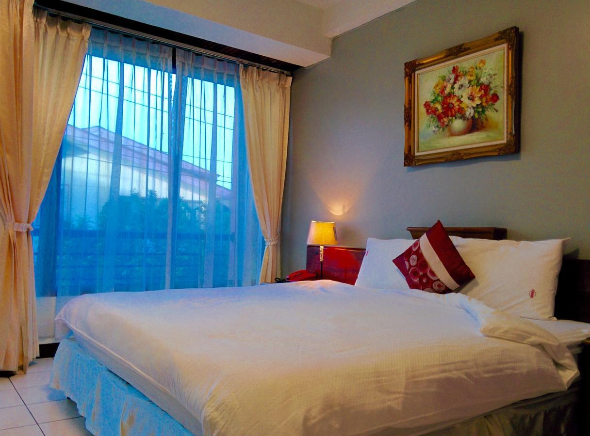 Moonlight House Hotel Nakhonratcsaszima Kültér fotó