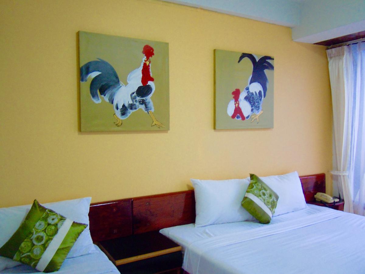Moonlight House Hotel Nakhonratcsaszima Kültér fotó