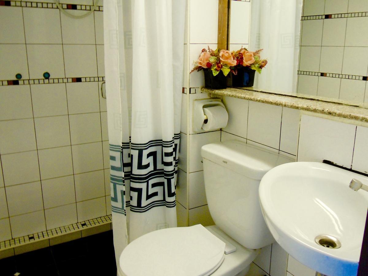 Moonlight House Hotel Nakhonratcsaszima Kültér fotó
